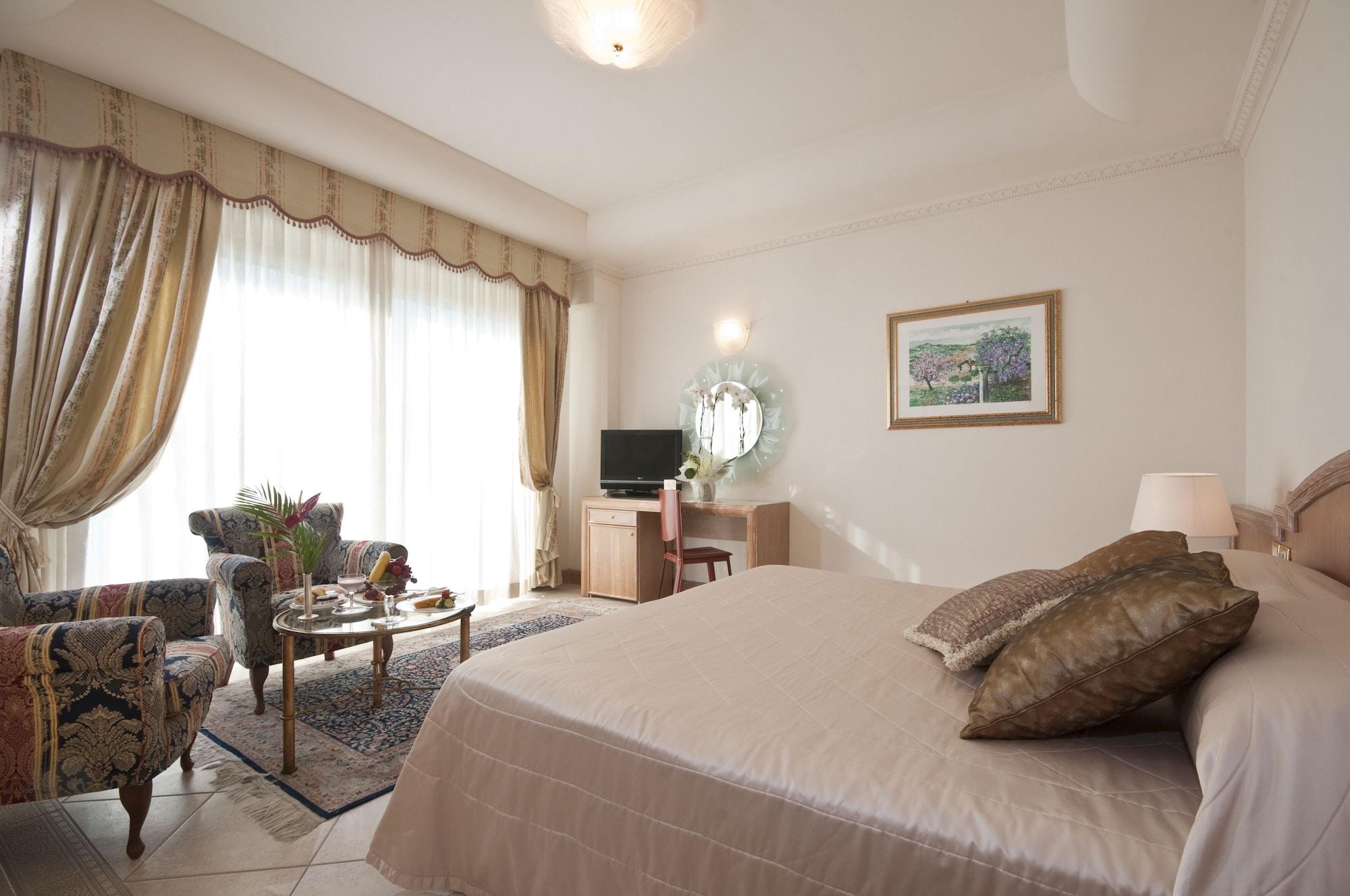 Grand Hotel Gallia Milano Marittima Esterno foto
