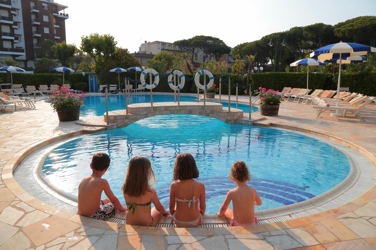 Grand Hotel Gallia Milano Marittima Esterno foto