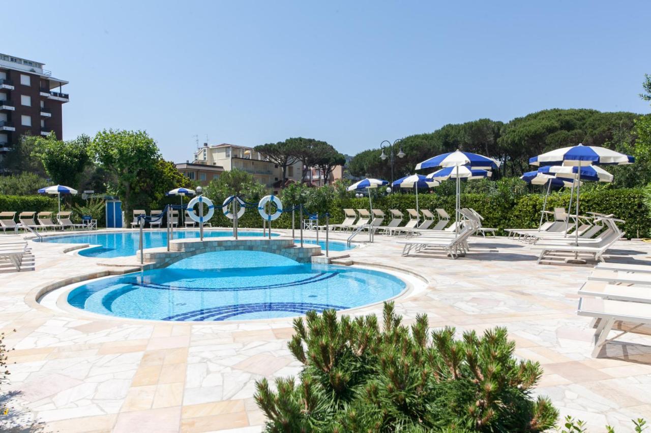 Grand Hotel Gallia Milano Marittima Esterno foto
