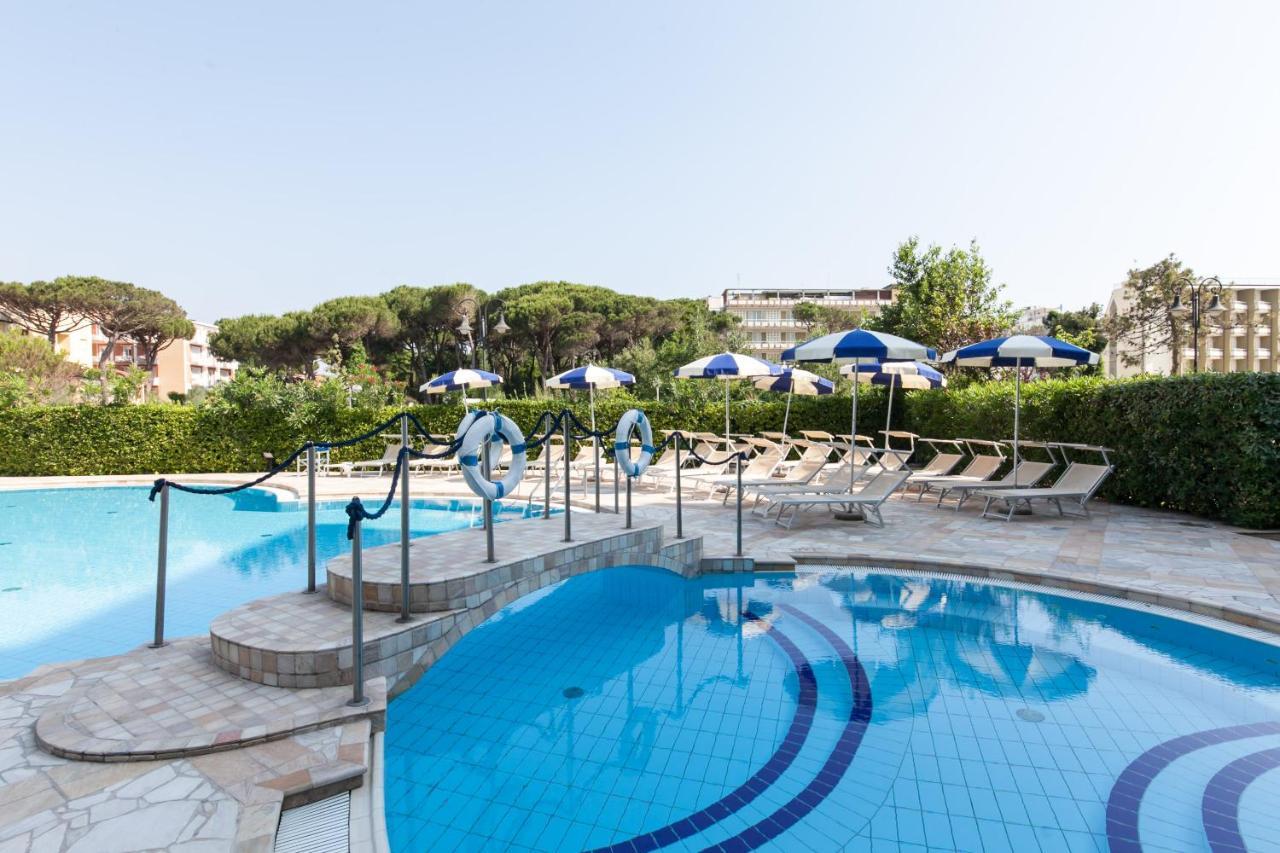 Grand Hotel Gallia Milano Marittima Esterno foto
